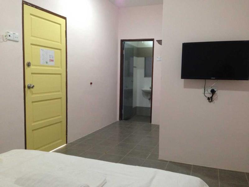 First Guest House Kuantan Eksteriør billede